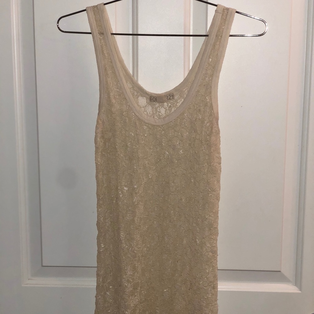 Forever 21 cream lace tank top medium